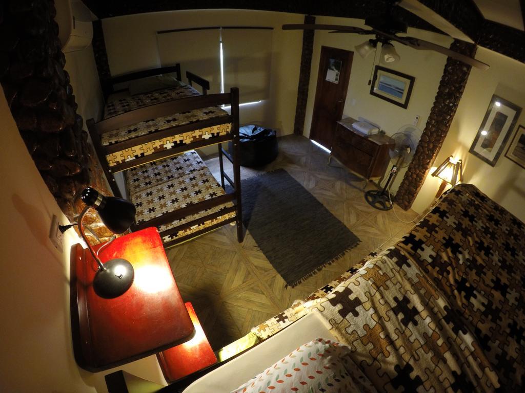 Casa Roja Hostel Монтаньита Экстерьер фото